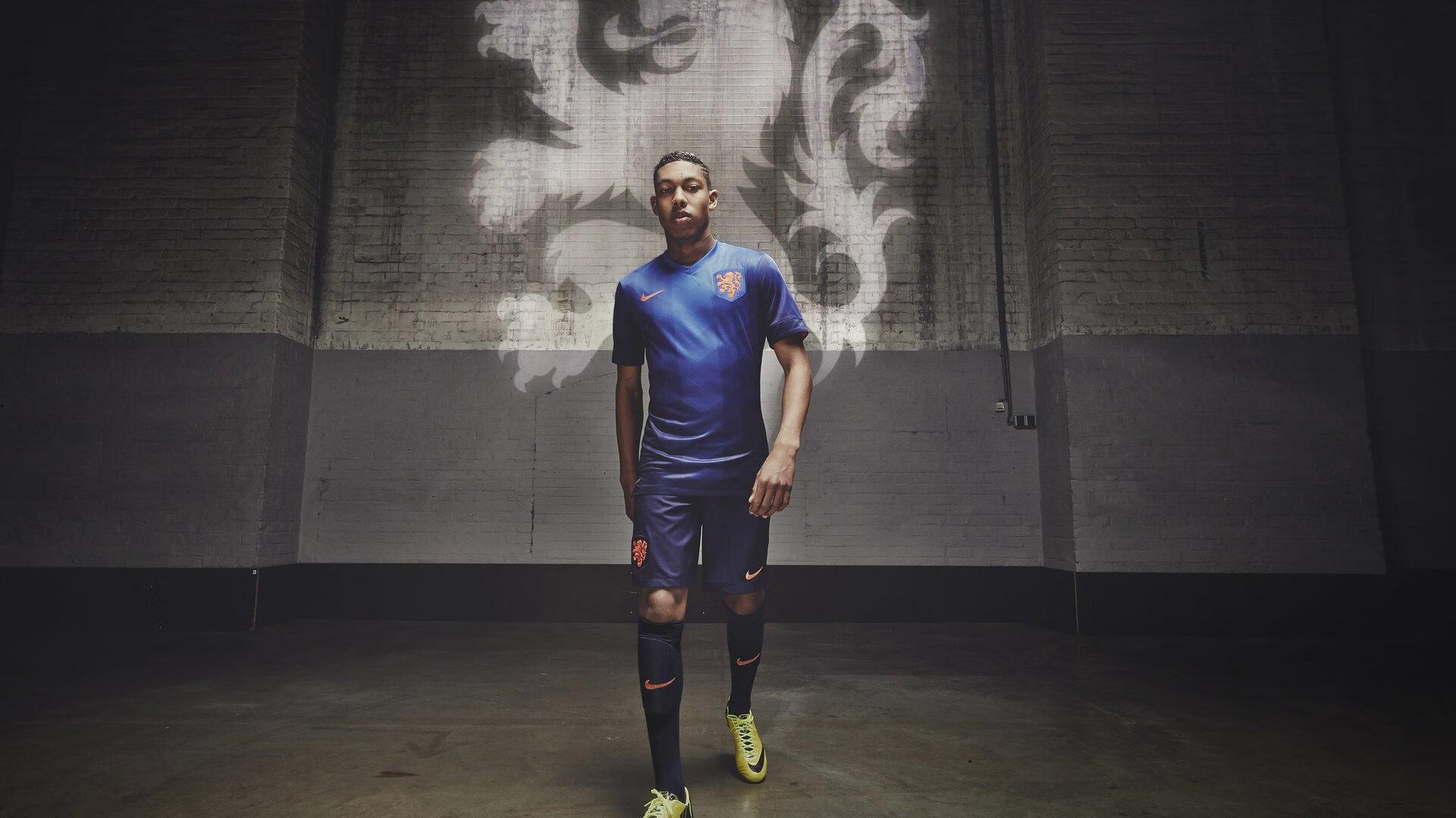 德天空独家,卢克曼争夺战升温,热刺与加拉塔萨雷加入拜仁竞争行列